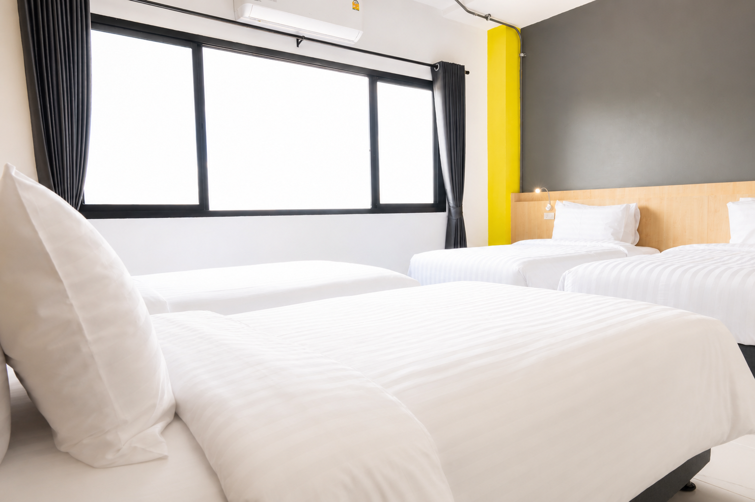 Sharing Twin Room (8)